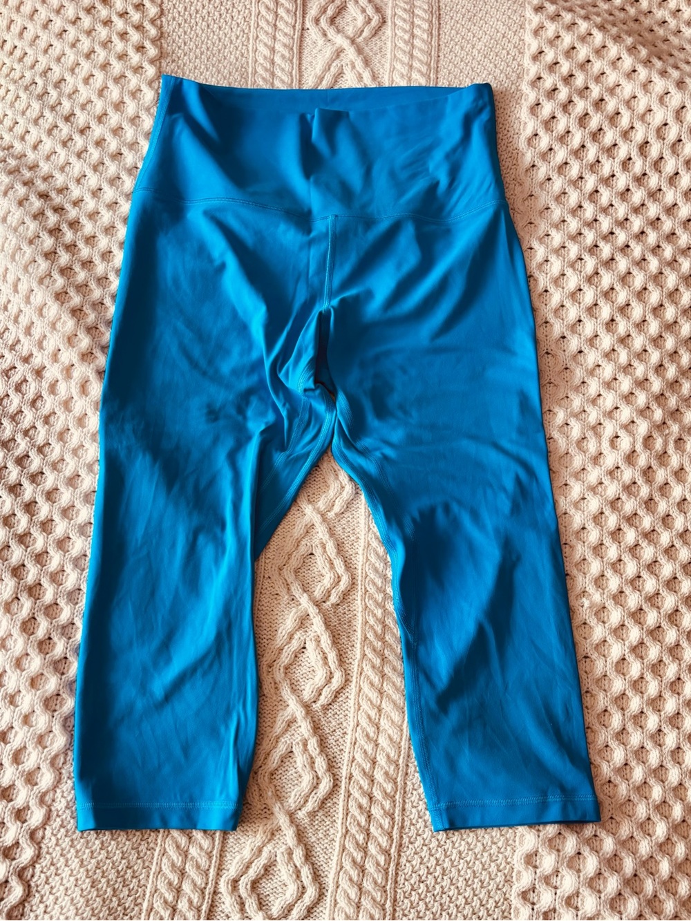 Align super high rise 21” crop leggings